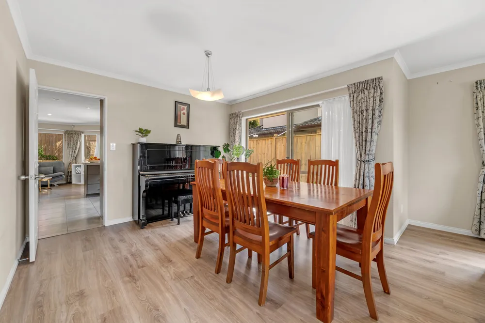 Photos of 21 Speyside Crescent