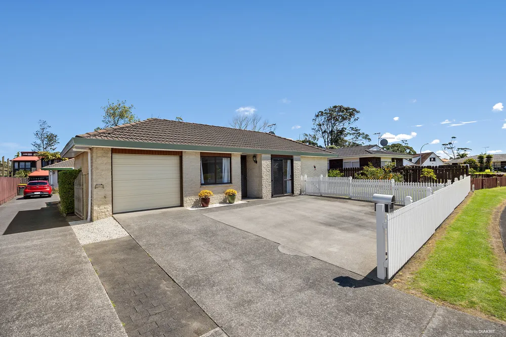 Photos of 1/4 Pukeko Place