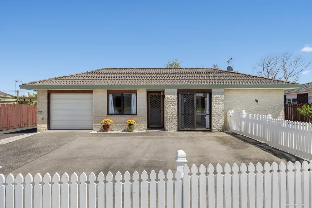 Photos of 1/4 Pukeko Place
