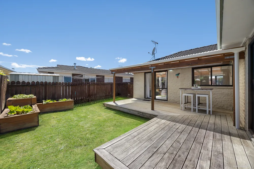Photos of 1/4 Pukeko Place
