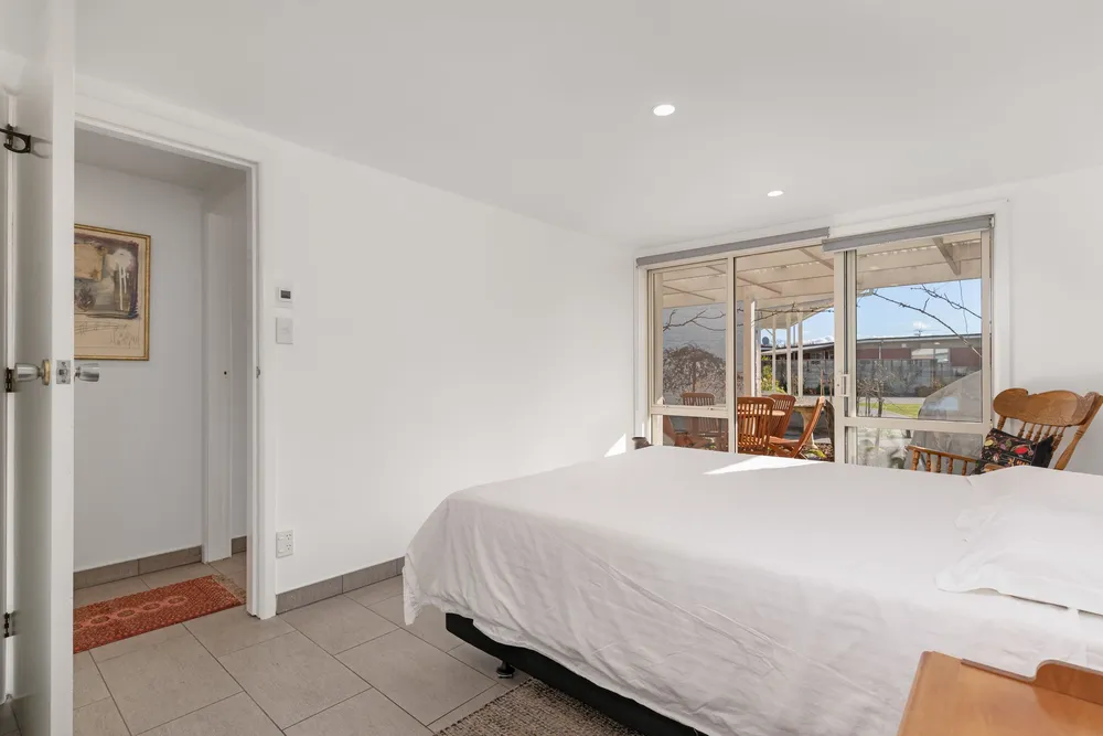 Photos of 17 Kinver Place