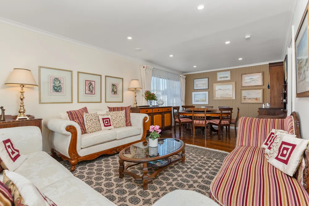 Photos of 17 Kinver Place