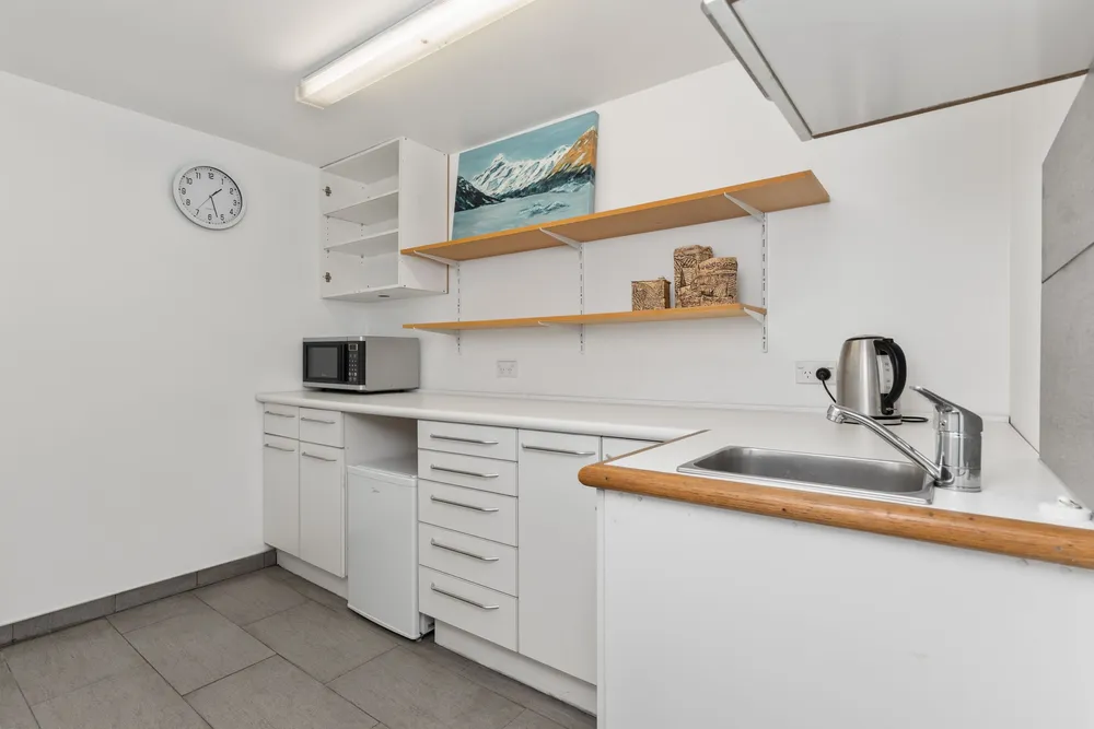 Photos of 17 Kinver Place