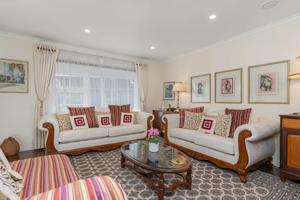 Photos of 17 Kinver Place