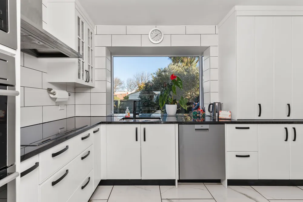 Photos of 17 Kinver Place