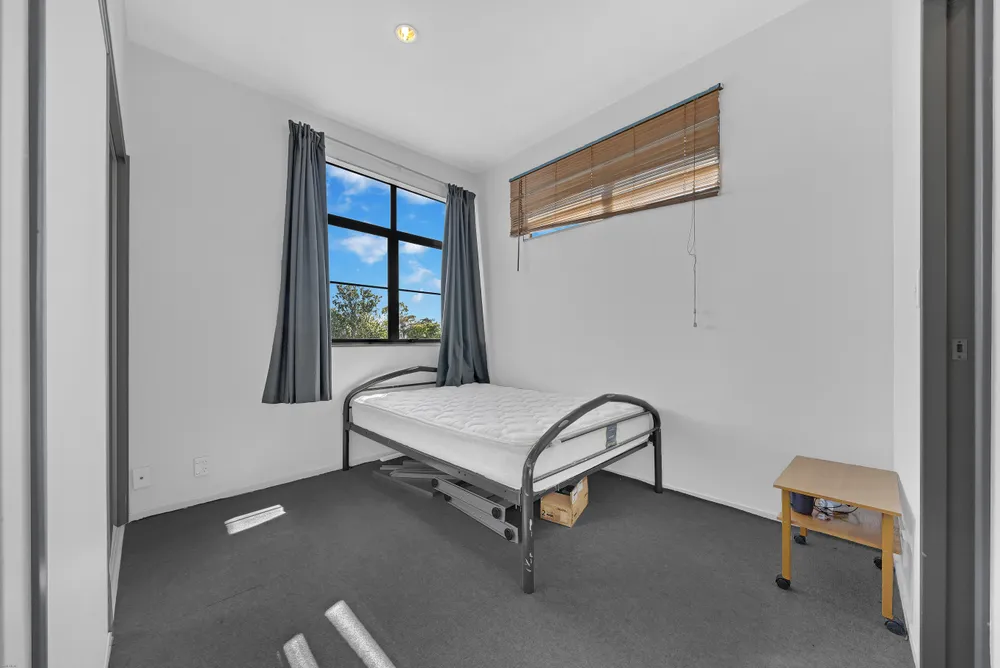 Photos of 1/42 Holly Street
