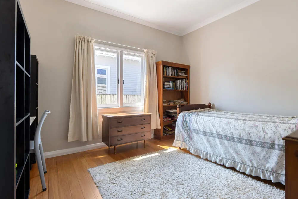 Photos of 30 Cook Street