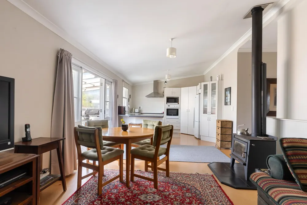 Photos of 30 Cook Street