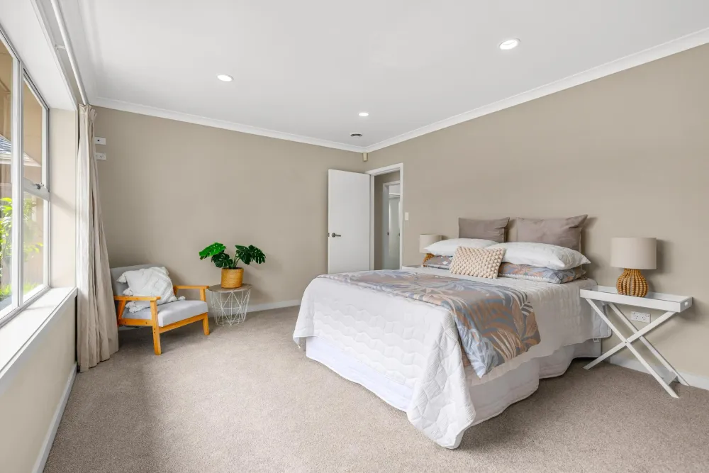 Photos of 34 Bernard Street