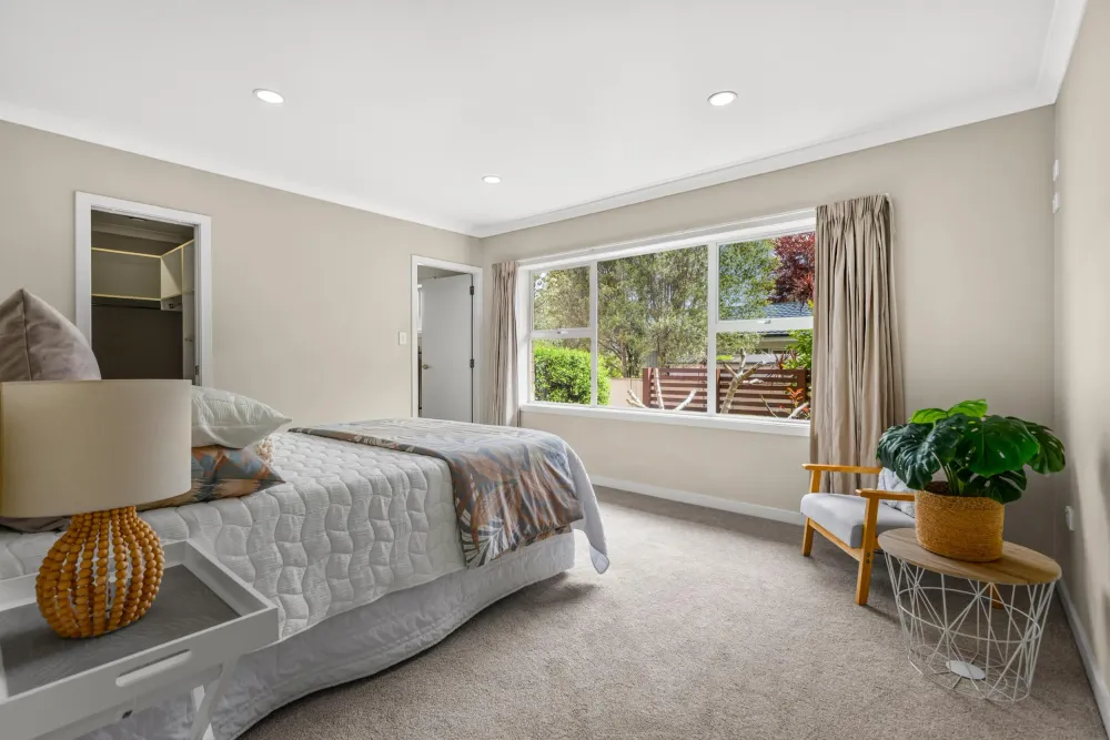 Photos of 34 Bernard Street