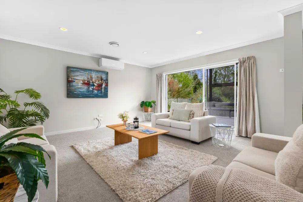 Photos of 34 Bernard Street
