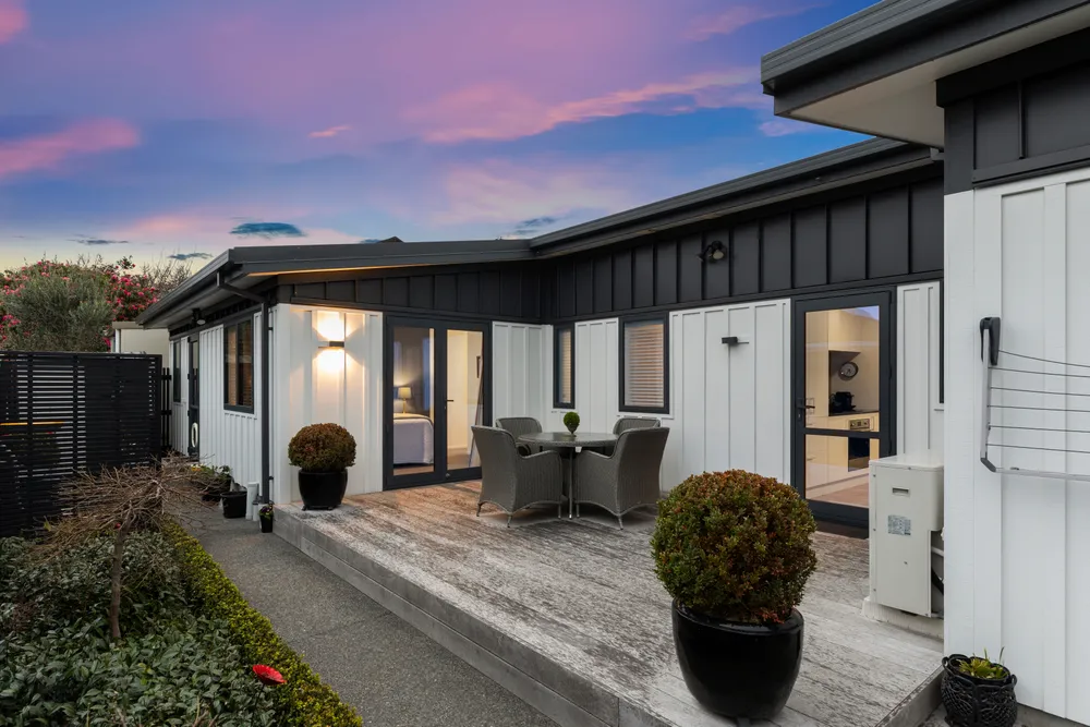 Photos of 92 Rugby Street
