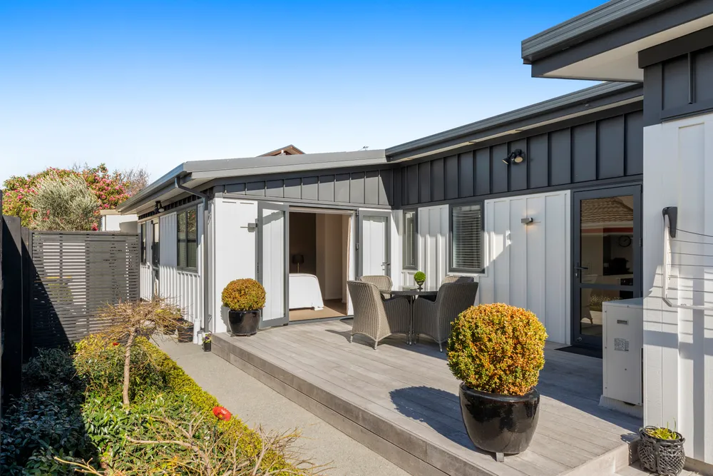 Photos of 92 Rugby Street