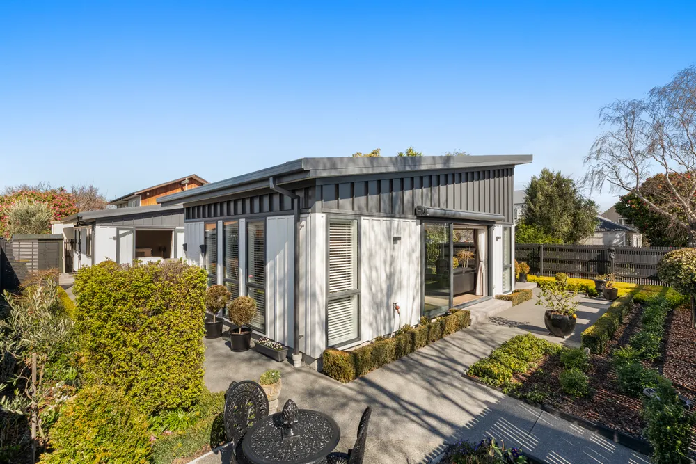 Photos of 92 Rugby Street