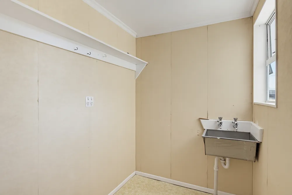 Photos of 19 Kinross Street