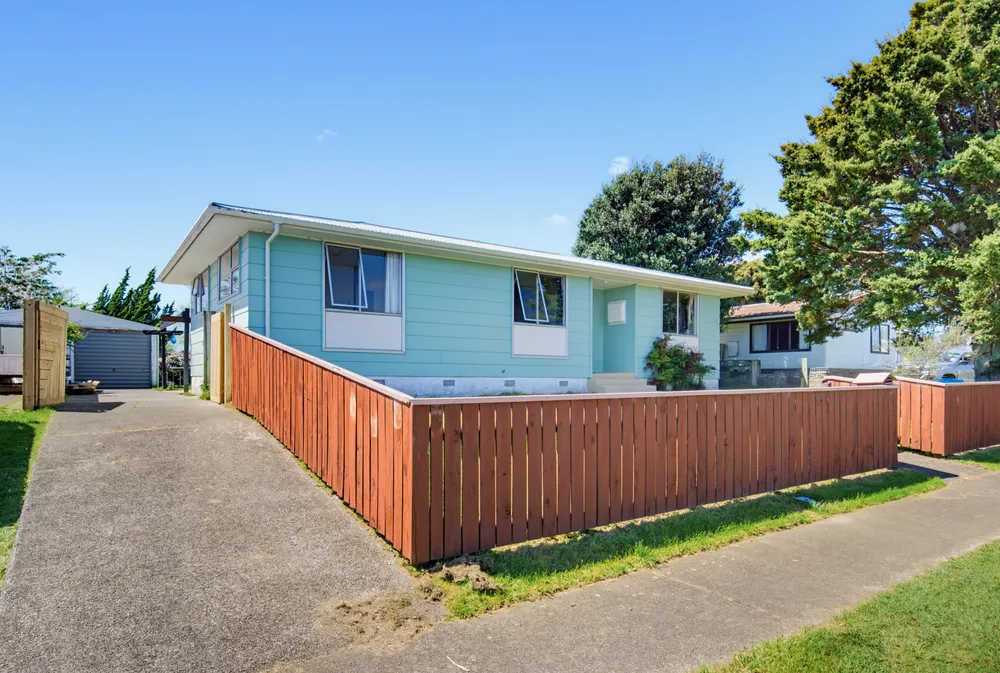 Photos of 19 Kinross Street