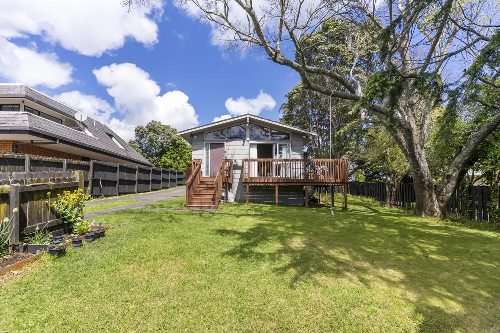 Photos of 197 Abbotts Way
