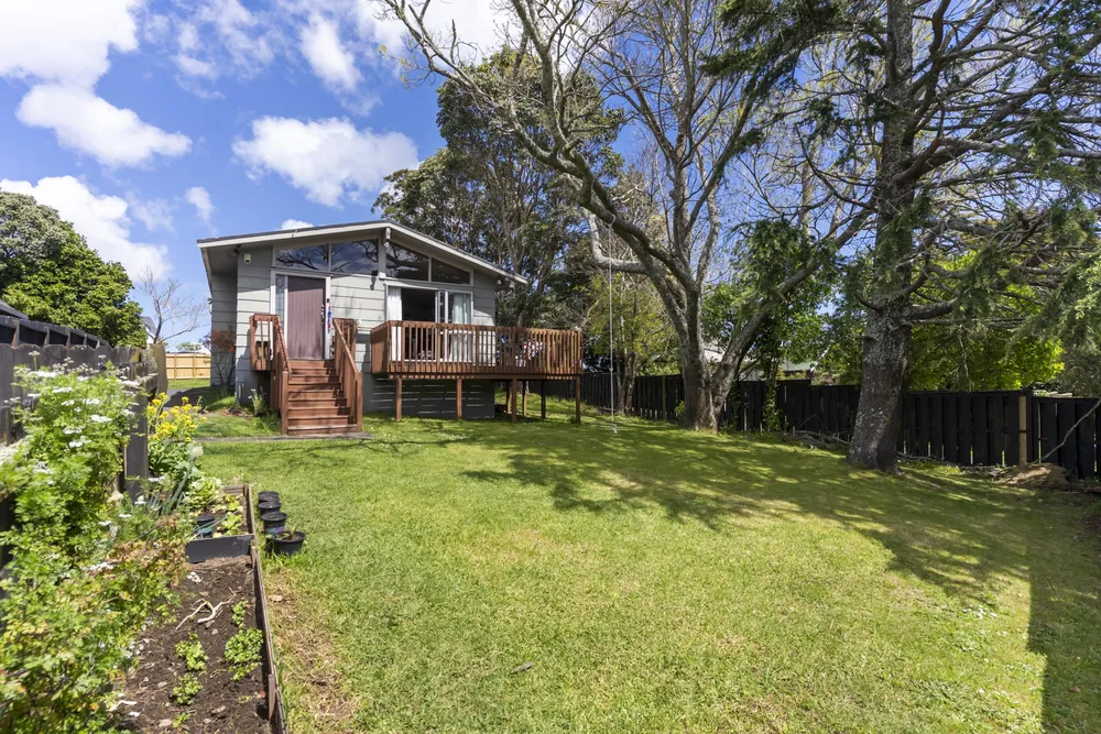 Photos of 197 Abbotts Way
