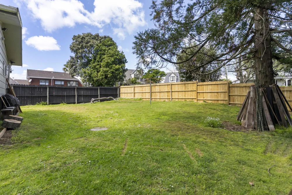 Photos of 197 Abbotts Way