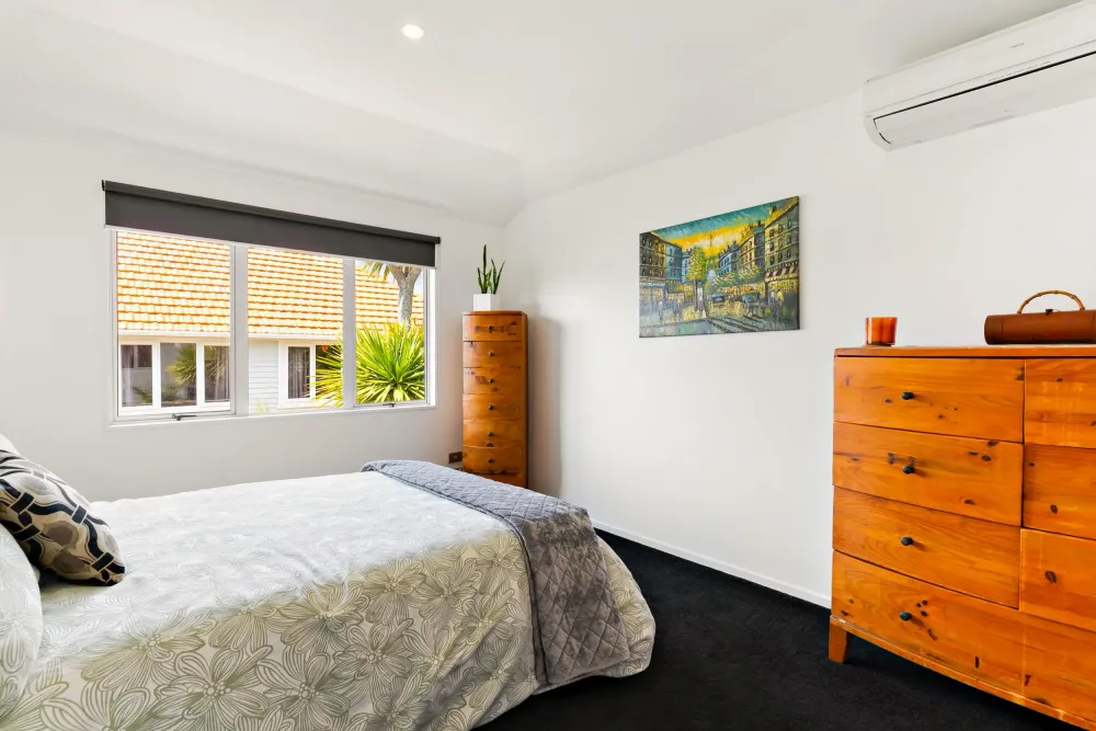 Photos of 10A Regent Street