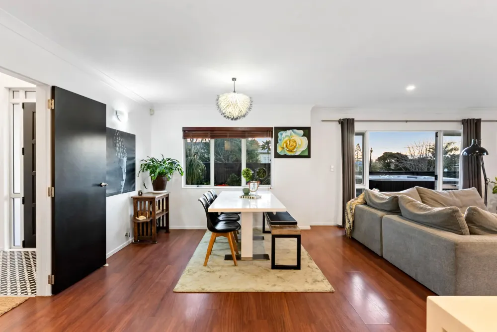 Photos of 10A Regent Street