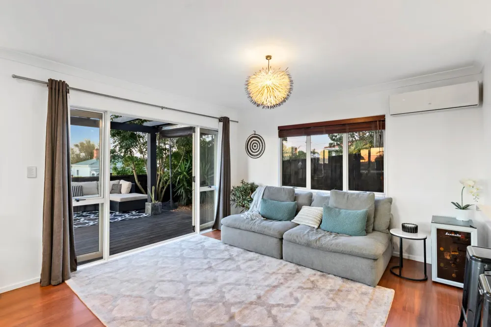 Photos of 10A Regent Street