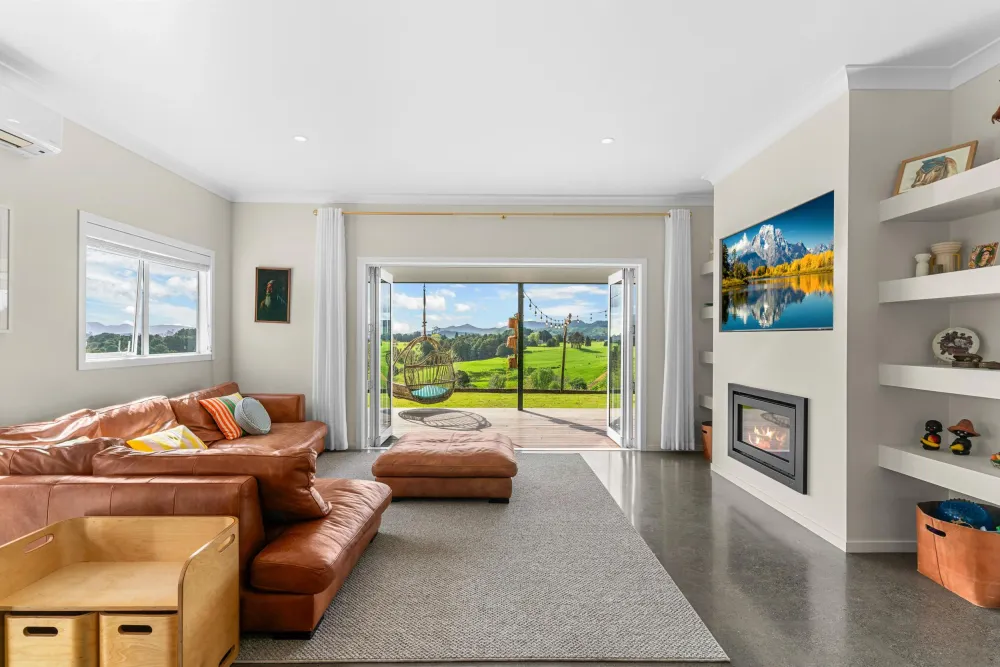 Photos of 226 Knight Road