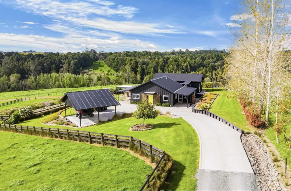 Photos of 226 Knight Road