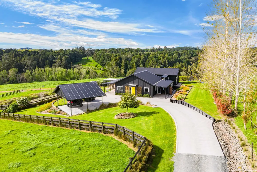 Photos of 226 Knight Road
