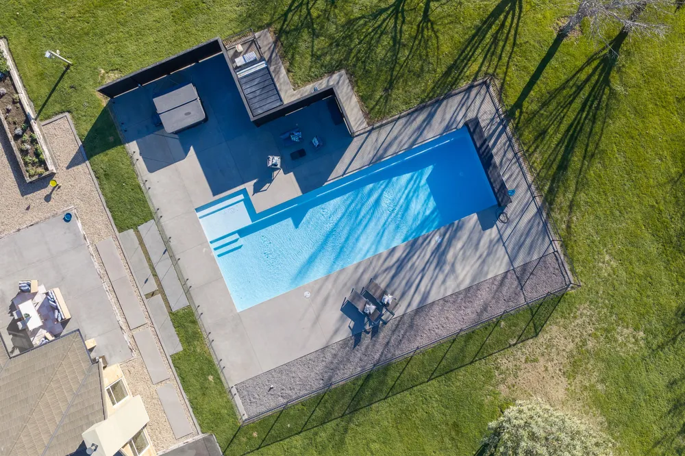 Photos of 13 Meadowgreen Drive