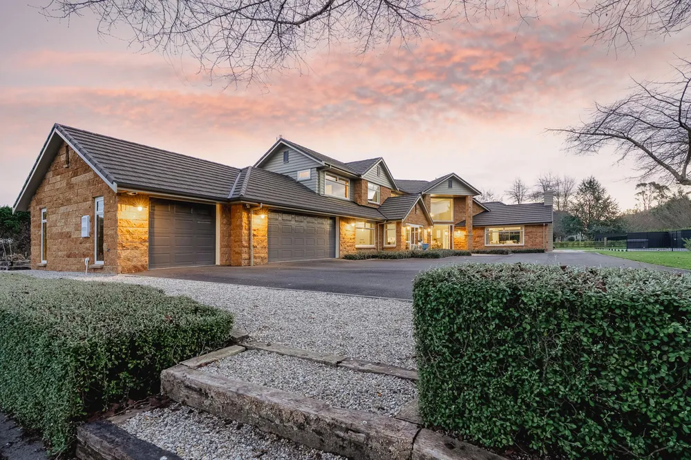 Photos of 13 Meadowgreen Drive
