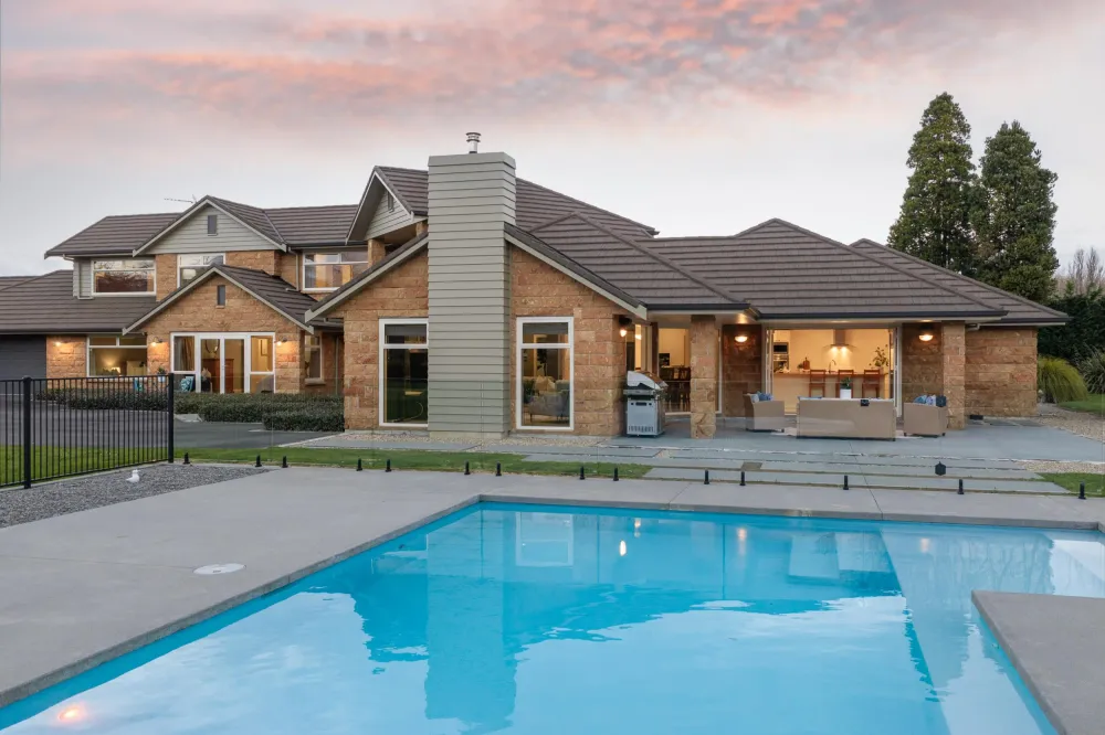 Photos of 13 Meadowgreen Drive