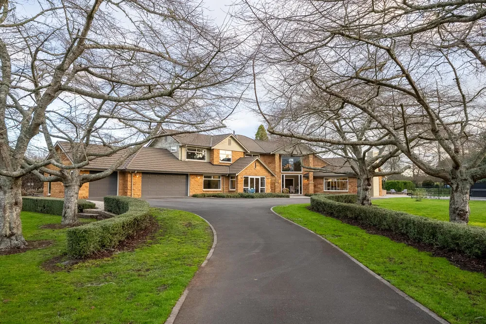 Photos of 13 Meadowgreen Drive
