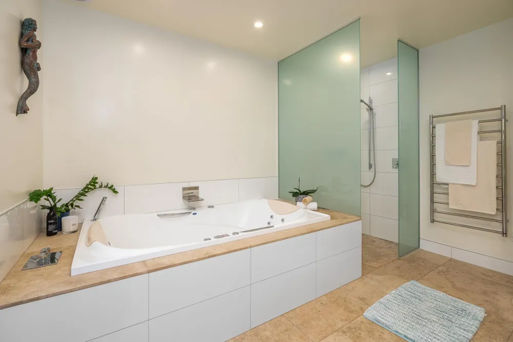 Photos of 13 Meadowgreen Drive