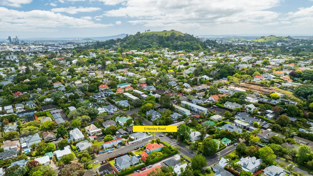 Photos of 5 Henley Road