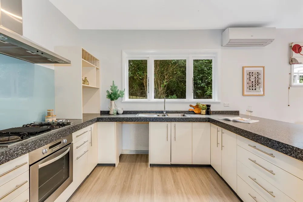 Photos of 25 Gordon Road