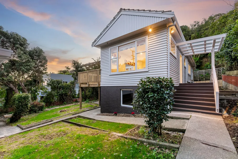 Photos of 25 Gordon Road