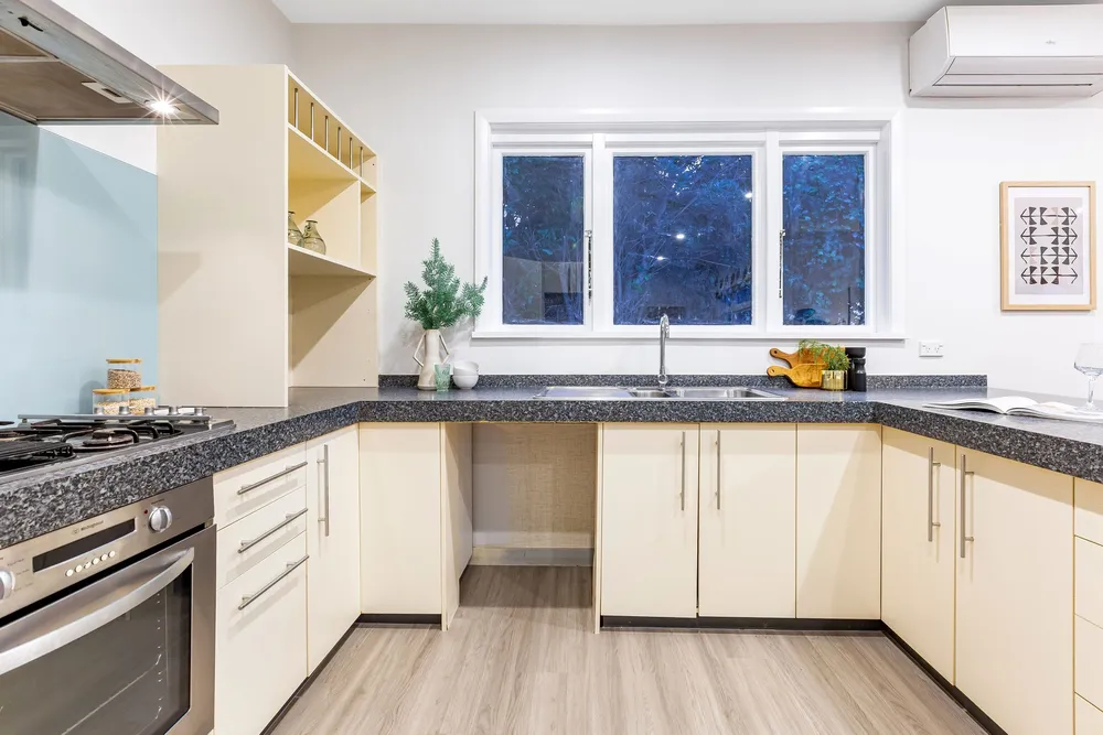 Photos of 25 Gordon Road