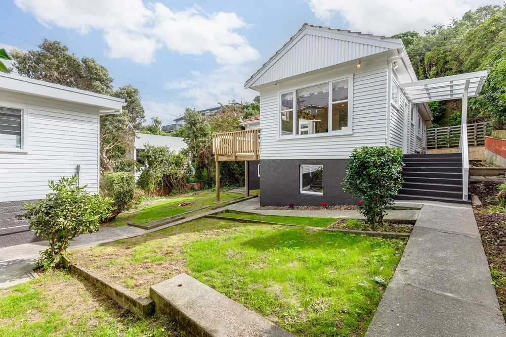 Photos of 25 Gordon Road