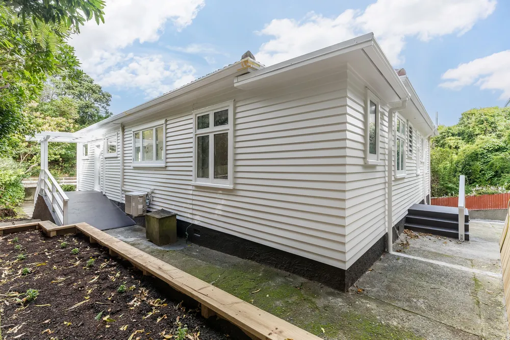 Photos of 25 Gordon Road