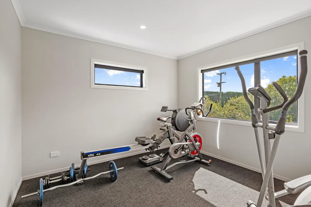 Photos of 2501 Bealey Road
