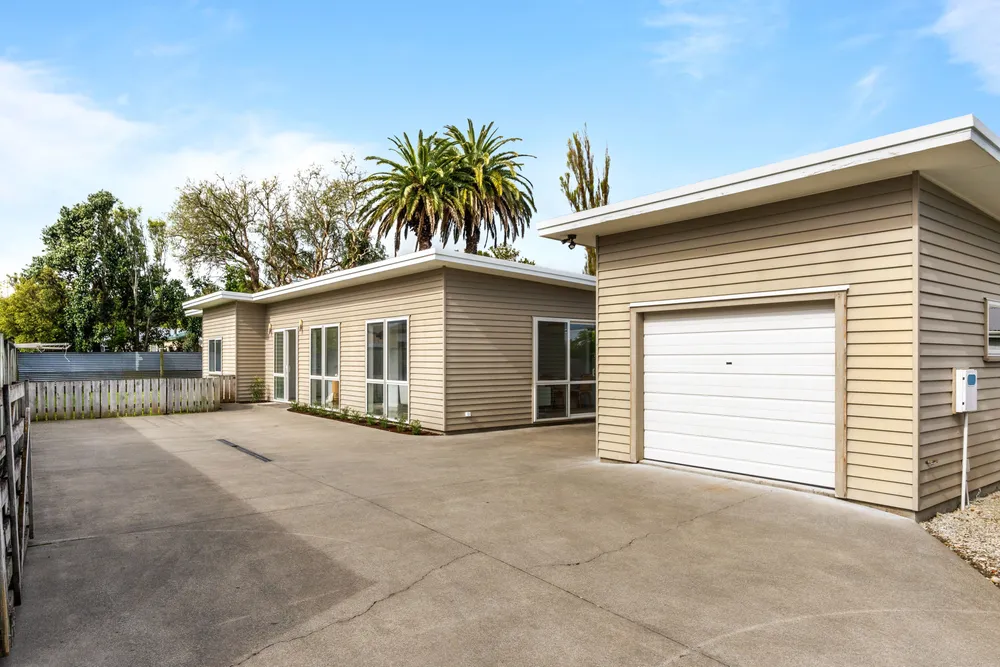 Photos of 361B Ormond Road