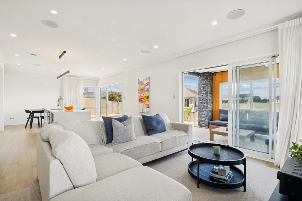 Photos of 2 Tauwaka Crescent