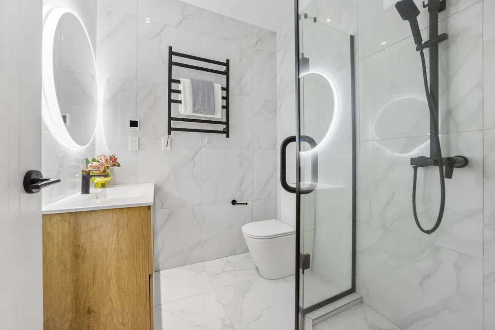 Photos of 42D Kinross Street