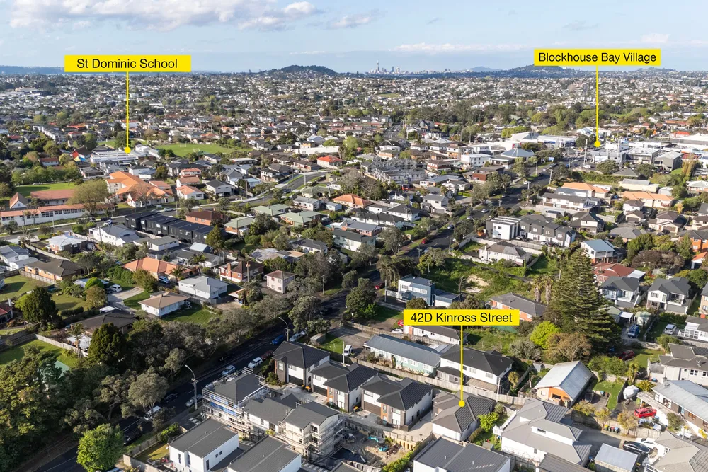 Photos of 42D Kinross Street