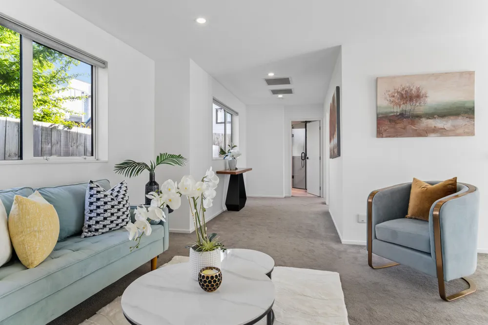 Photos of 42D Kinross Street