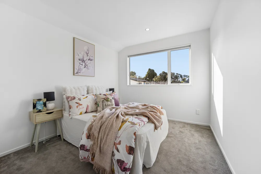 Photos of 42D Kinross Street