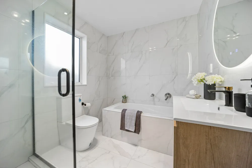 Photos of 42D Kinross Street