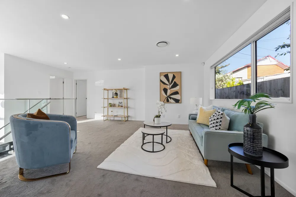 Photos of 42D Kinross Street