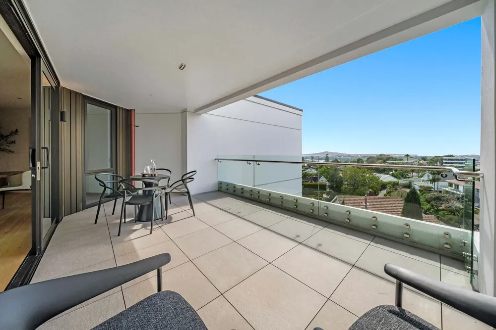 Photos of 402/308 Remuera Road